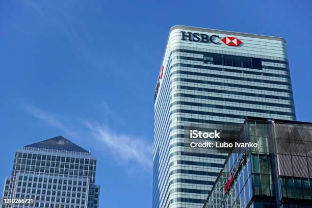 Matahari Bersinar Di Markas Besar Dunia Hsbc Holdings Plc Di 8 Canada Square Canary Wharf Ini Adalah Bank Terbesar Ke7 Di Seluruh Dunia Dan Didirikan Pada Tahun 1865 Foto Stok - Unduh Gambar Sekarang