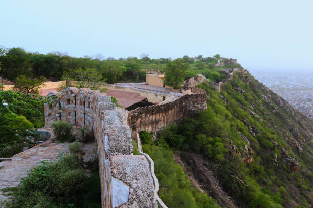 istock Nahargarh fort wall overlooking Jaipur, Rajasthan, India 1210323363