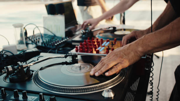 istock Summer music party 1210346571