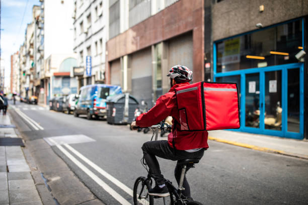 Food delivery on bycicle