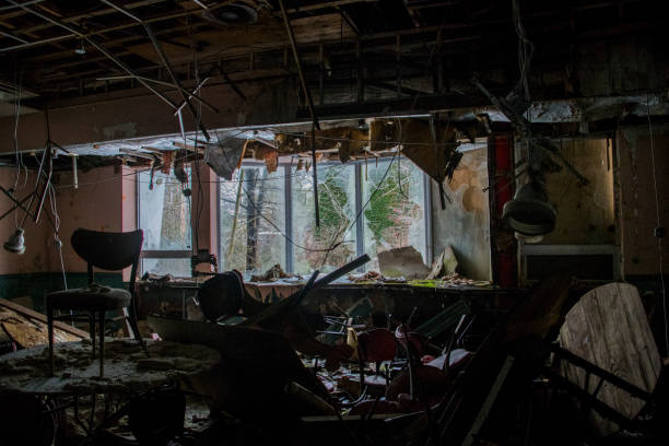 istock abandoned houses in America 1210355999