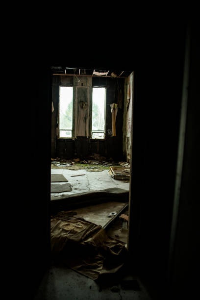 istock abandoned houses in America 1210359808