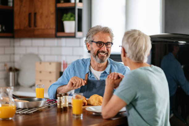 istock Is there anything more romantic than common start of the day 1210473656
