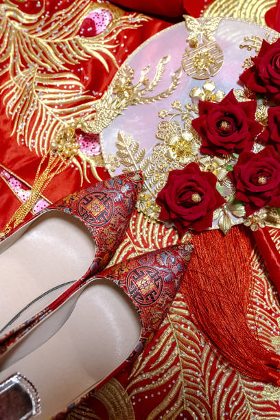 Cheongsam and hand fan and high heels