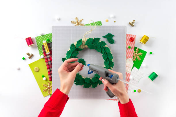 istock DIY instruction. Making a Christmas wreath from felt. Craft tools and supplies. Step 5 1210508961