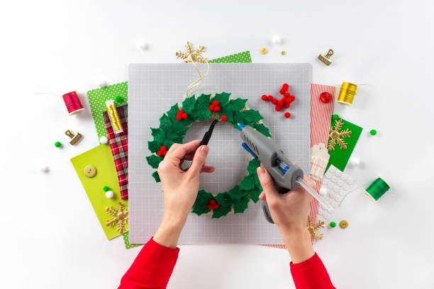 istock DIY instruction. Making a Christmas wreath from felt. Craft tools and supplies. Step 6 1210509387