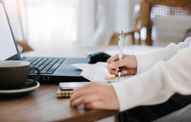 istock business and finance 1210596066
