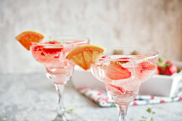 istock Strawberry Blood Orange Spritzers Cocktail 1210620611