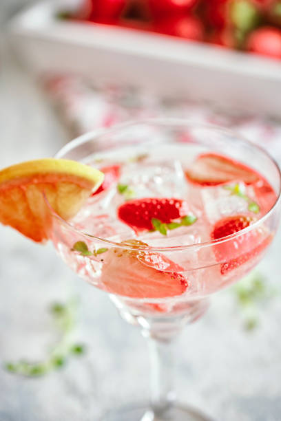 istock Strawberry Blood Orange Spritzers Cocktail 1210620630