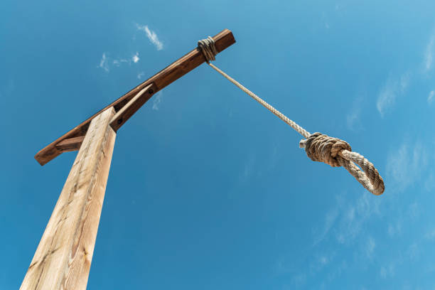 Gallows against blue sky Hanging rope as a way to punishment hangman stock pictures, royalty-free photos & images