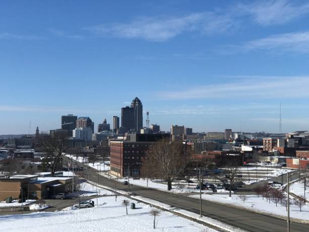istock Des Moins Winter city View. Sunny Sky. 1210644533