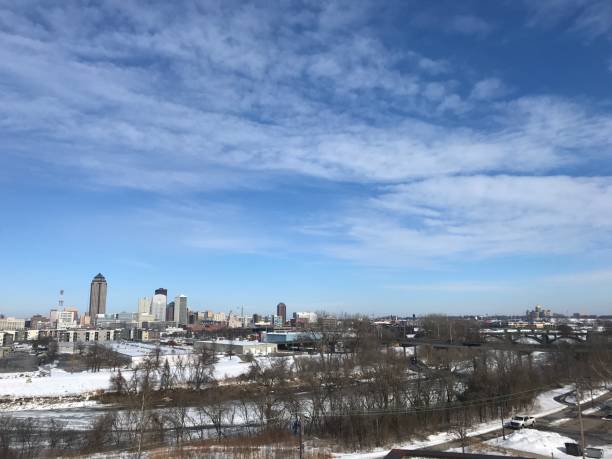 istock Des Moins Winter city View. Sunny Sky. 1210644580
