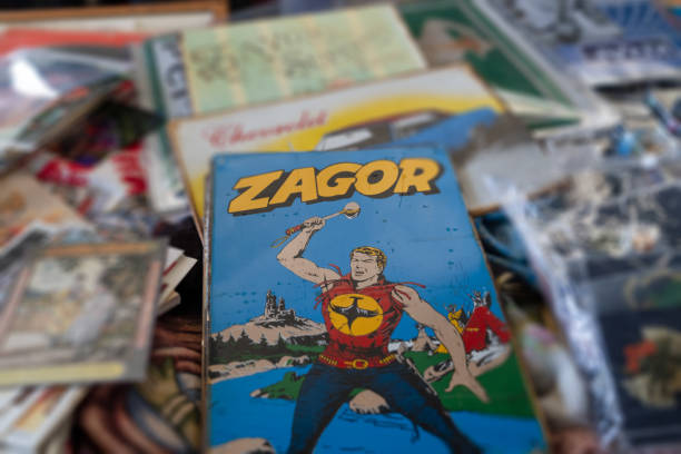 comic book character zagor in a flea market - praça dos herois imagens e fotografias de stock