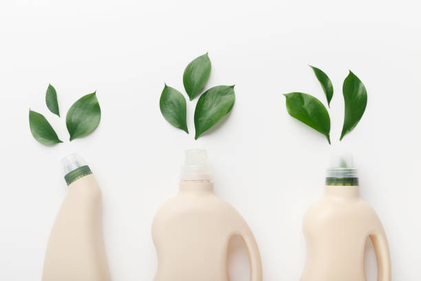 Different liquid detergents for wet home cleaning