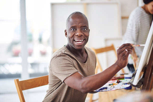 istock Painting is incredibly relaxing 1210760758