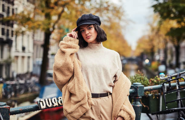Who knew casual could look so glam?