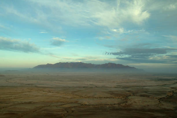 View taken along de RN7 road, from Antananaivo to Tulear / MADAGASCAR