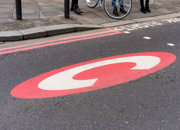 istock Sign denoting London's congestion charge zone 1210801141