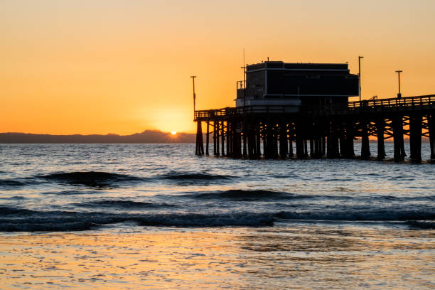 istock Winter sunset in Newport Beach 1210833017