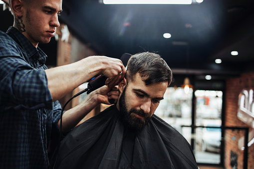 Professional Hair Salon Treatment Stock Photo - Download Image Now - Adult, Adults Only, Barber - iStock Professional Hair Salon Treatment Stock Photo - Download Image Now - Adult, Adults Only, Barber - iStock
