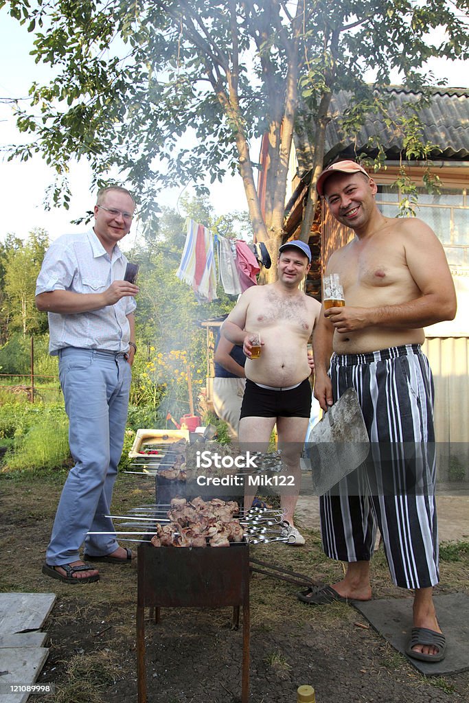 야외 파티-준비 샤슬릭 - 로열티 프리 Barbecue - Social Gathering 스톡 사진