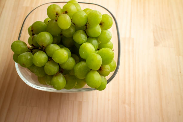 Deliciousgrapes in a glass bowl 7