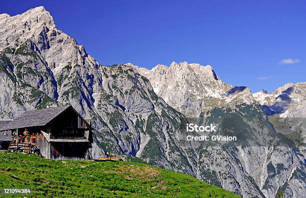 Photo libre de droit de Chaîne Des Karwendel banque d'images et plus d'images libres de droit de Chaîne des Karwendel - Chaîne des Karwendel, Couleur argentée, Paysage