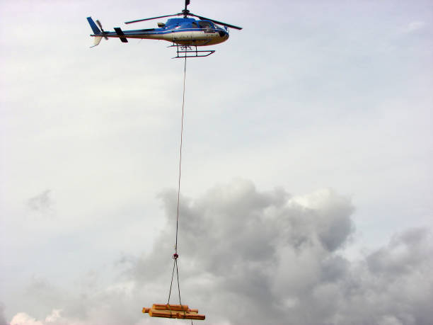 istock Helicopter transport beams 1210955347