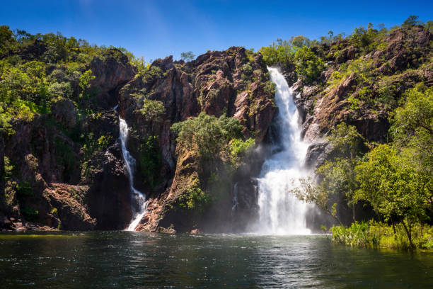 wangi falls during wet season - wangi falls imagens e fotografias de stock