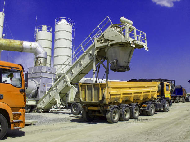 istock Truck in station bitumen 1210976871