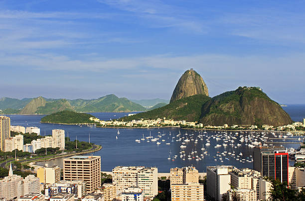 pão de açúcar no rio de janeiro - rio de janeiro guanabara bay residential structure urca - fotografias e filmes do acervo