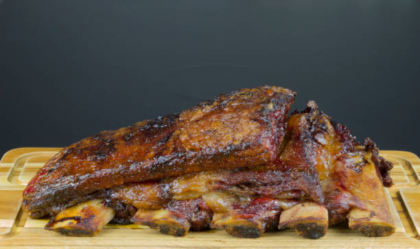 절단 될 대기 바닥에 구이 갈비 - argentina barbecue grill steak barbecue 뉴스 사진 이미지