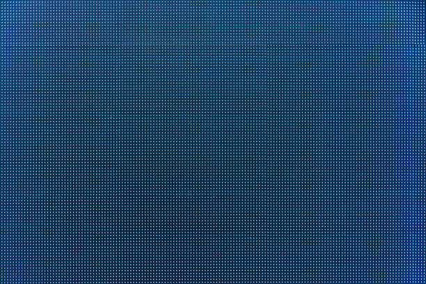 schermo led primo piano, sfondo astratto con spazio di copia, composizione orizzontale full frame - led pattern in a row blue foto e immagini stock