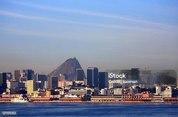 Rio De Janeiro El Puerto Y El Centro De La Ciudad Foto de stock y más banco de imágenes de Agua - Agua, Aire libre, Arquitectura exterior