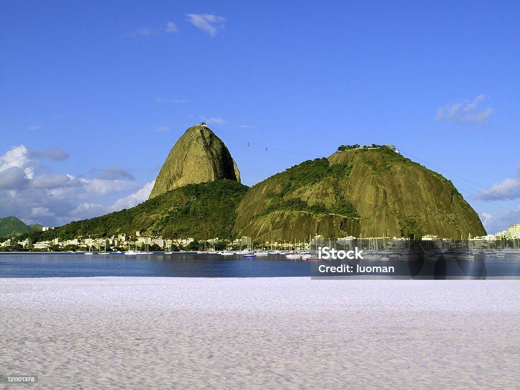 Sugarloaf en Rio de Janeiro - Foto de stock de Montaña de Sugarloaf libre de derechos