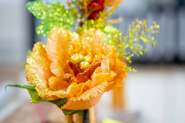 Artificial golden flowers bouquet decoration on top basket