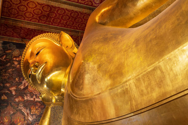 istock Reclining Buddha, Wat Pho, Bangkok 1211111319