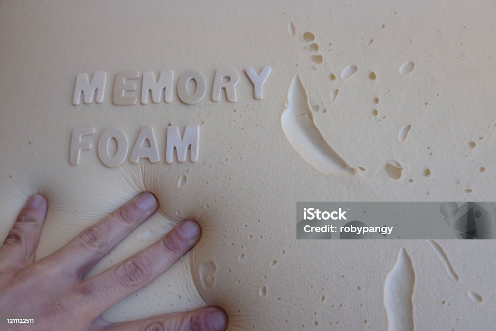 fond d’oreiller dans la mousse de mémoire - Photo de Matelas libre de droits fond d’oreiller dans la mousse de mémoire - Photo de Matelas libre de droits