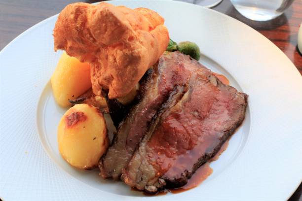 istock Roast Sirloin with Yorkshire Pudding in London, England 1211148454