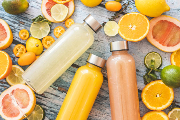 время для сока - smoothie fruit orange juice стоковые фото и изображения