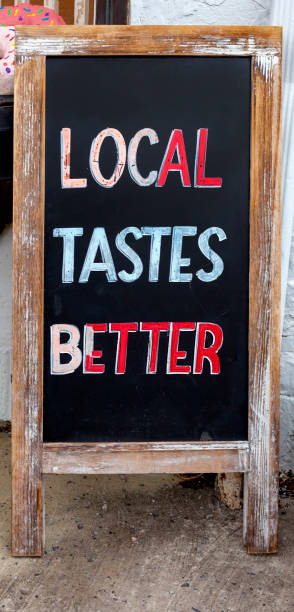 istock LOCAL TASTES BETTER Sign 1211168963