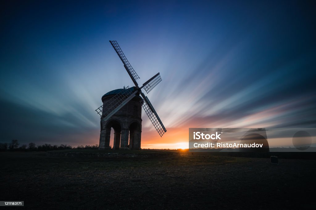 Chesterton windmill UK Chesterton Old Windmill United Kingdom, designed by indigo jones in the Warwickshire countryside near Leicester Leicester Stock Photo