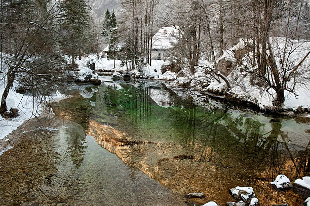 River in Slowenische Alpen – Foto