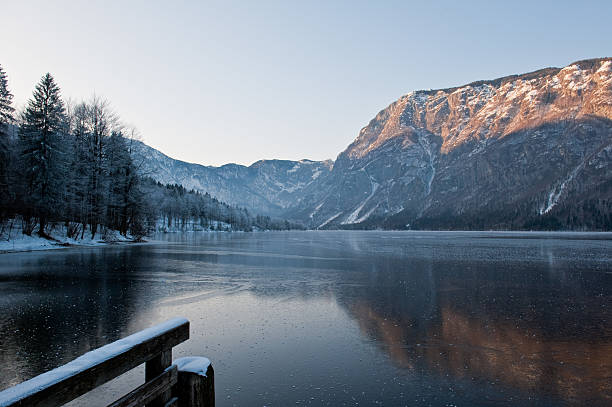 Invierno lago - foto de stock