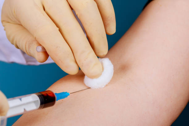 Doctor Dibujo Muestra De Sangre Del Brazo Para El Análisis De Sangre - Banco de fotos e imágenes de stock - iStock Doctor Dibujo Muestra De Sangre Del Brazo Para El Análisis De Sangre - Banco de fotos e imágenes de stock - iStock