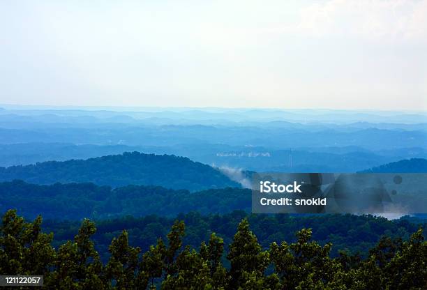 Photo libre de droit de Smoky Mountains banque d'images et plus d'images libres de droit de Arbre - Arbre, Beauté de la nature, Bleu