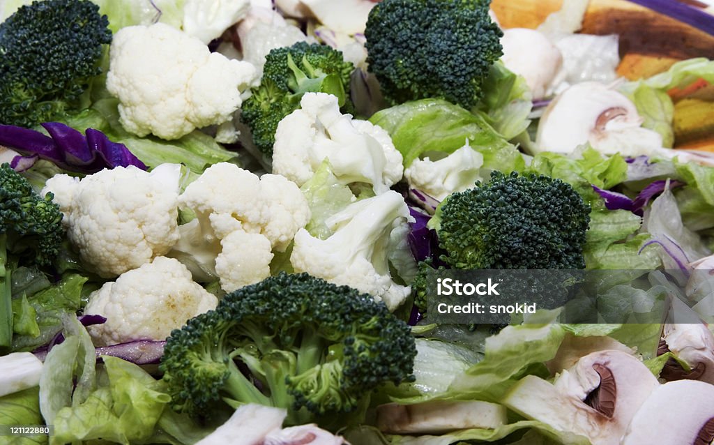 Salade de légumes - Photo de Papier d'aluminium libre de droits