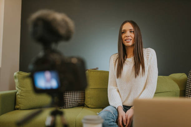 istock Day of a beauty blogger 1211236080