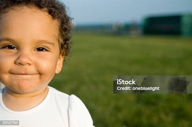 Foto de Sorrindo Bebê e mais fotos de stock de Bebês Meninas - Bebês Meninas, 12-17 meses, 12-23 meses