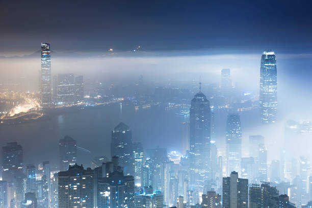 istock Foggy city 1211317303